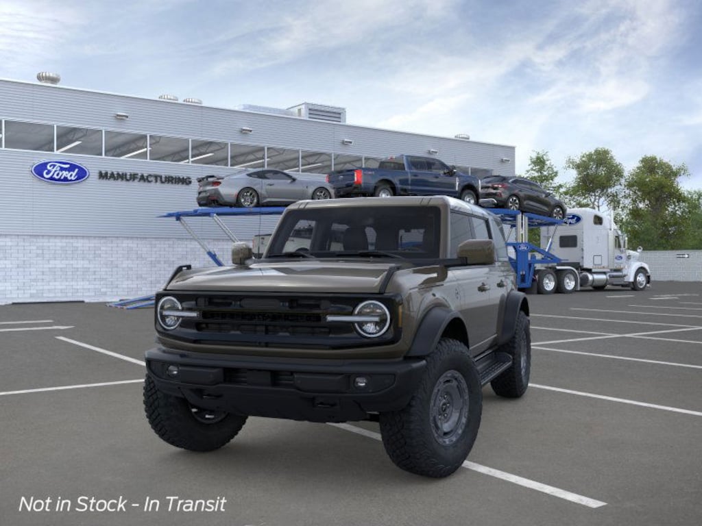 New 2025 Ford Bronco Outer Banks SUV