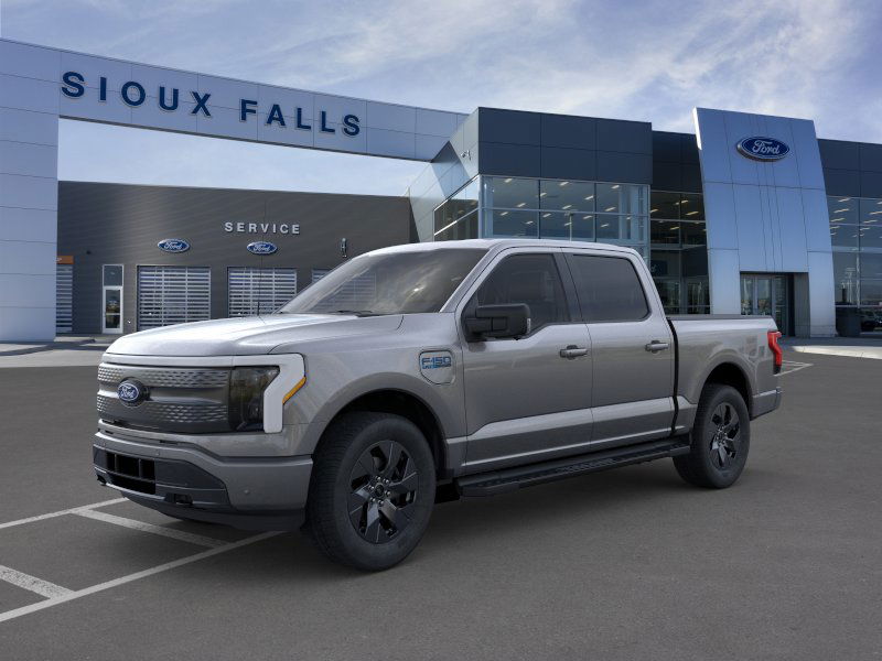 2025 Ford F-150 Lightning Flash's photo