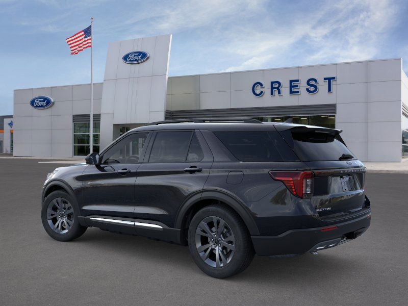 2025 Ford Explorer photo 3