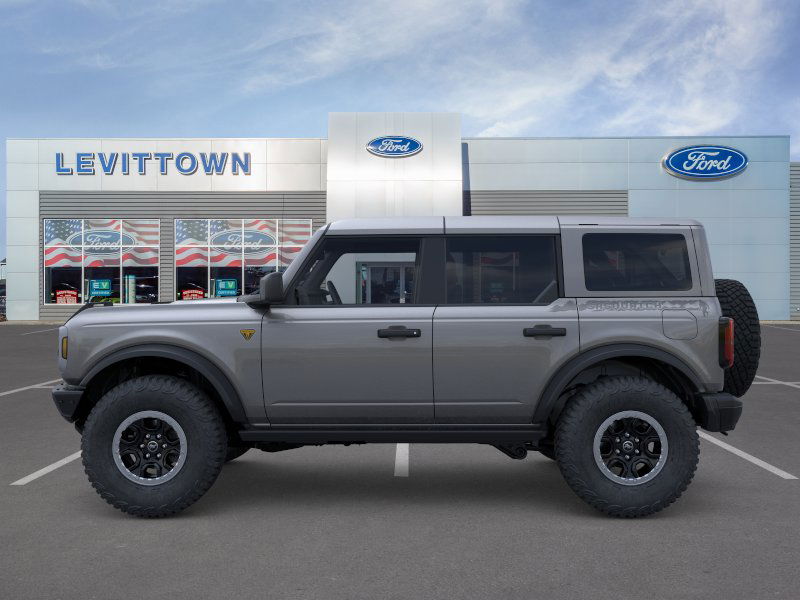 2025 Ford Bronco Badlands photo 3