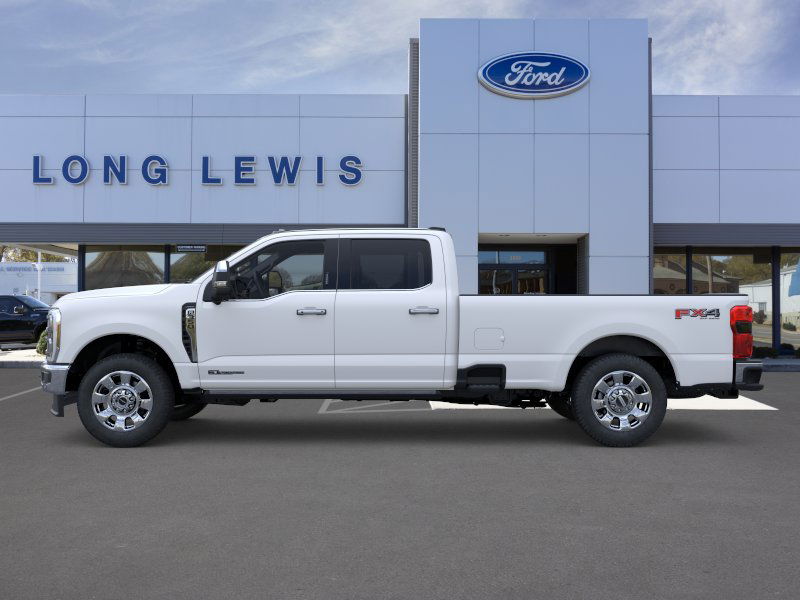 2025 Ford F-350 photo 3