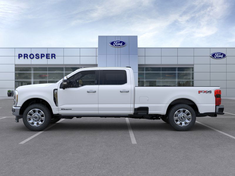 2025 Ford F-350 Lariat photo 3