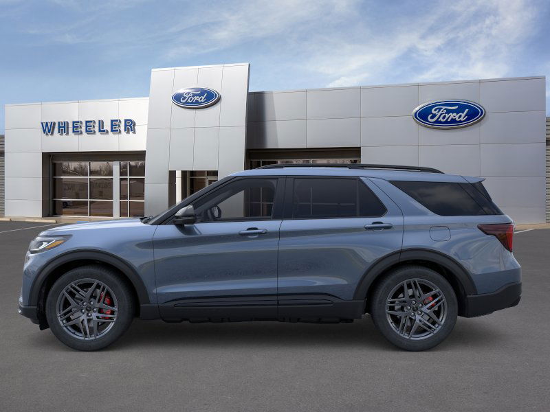 2025 Ford Explorer ST photo 2
