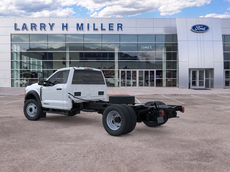 2025 Ford F-550 Super Duty Chassis Cab XL - Photo 26