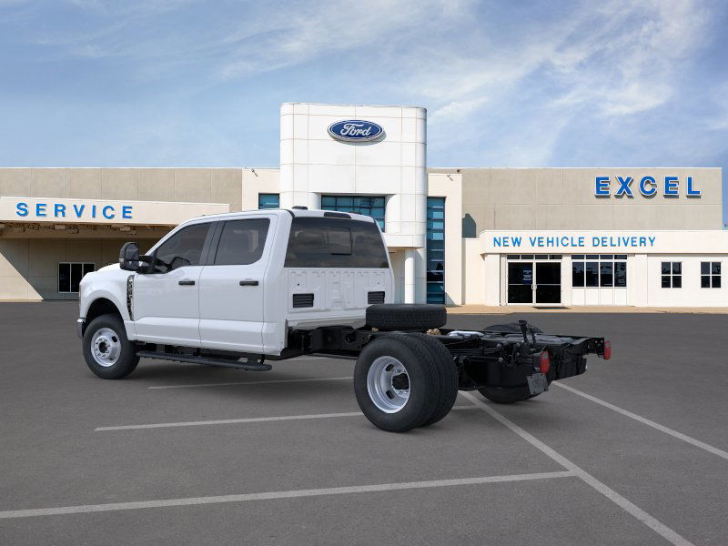 2026 Ford F-350 photo 4