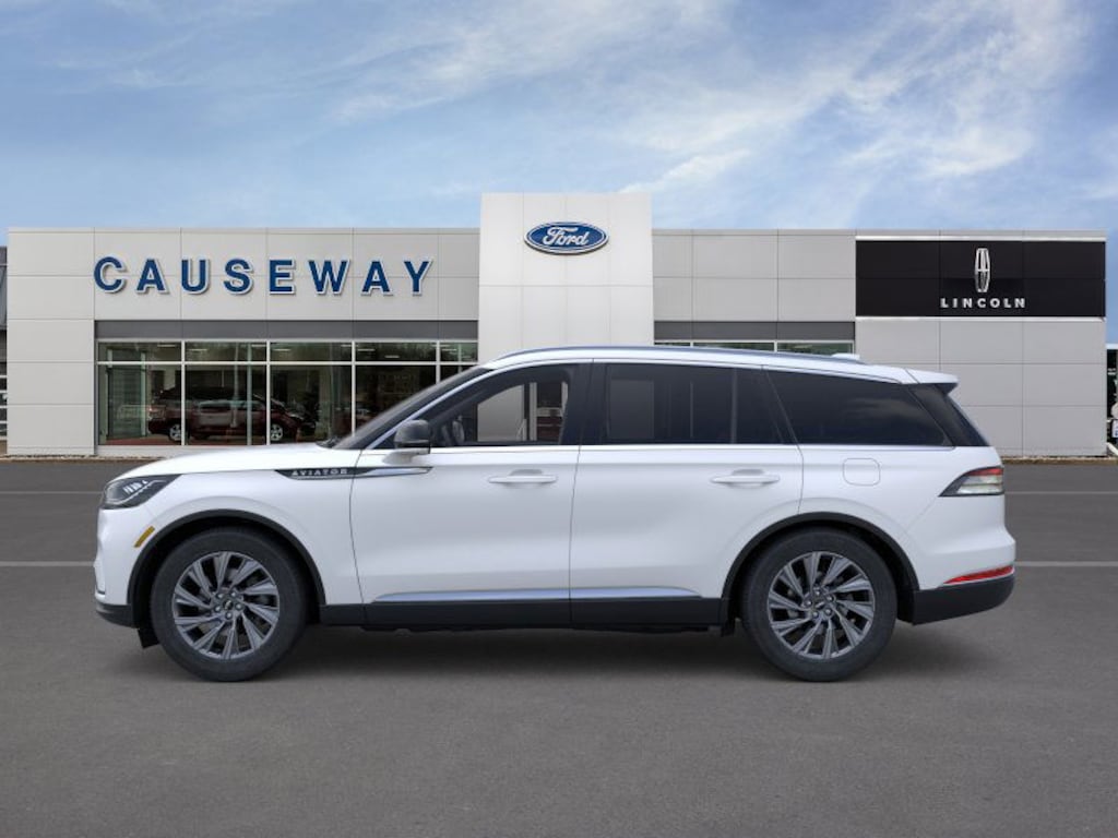 New 2026 Lincoln Aviator Premiere SUV