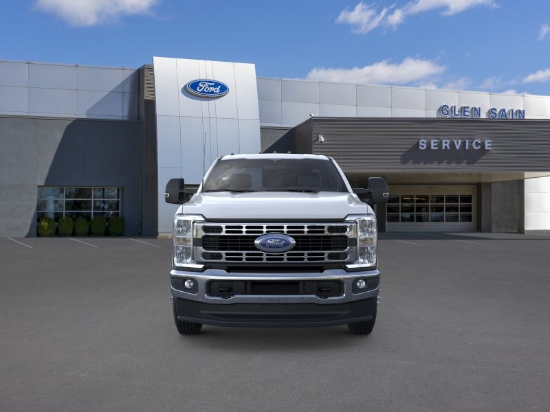 2025 Ford F-350 Super Duty Chassis Cab XL - Photo 28