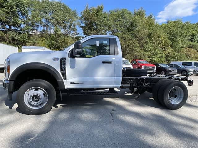 2024 Ford   27