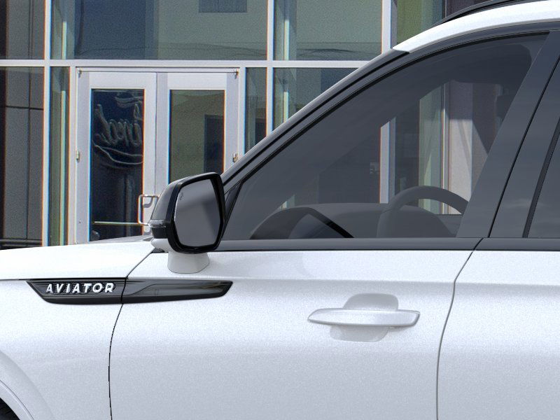 Image 20 of 2025 Lincoln Aviator