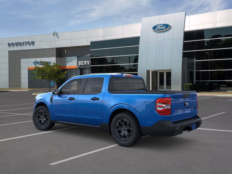 2025 Ford Maverick XLT photo 2