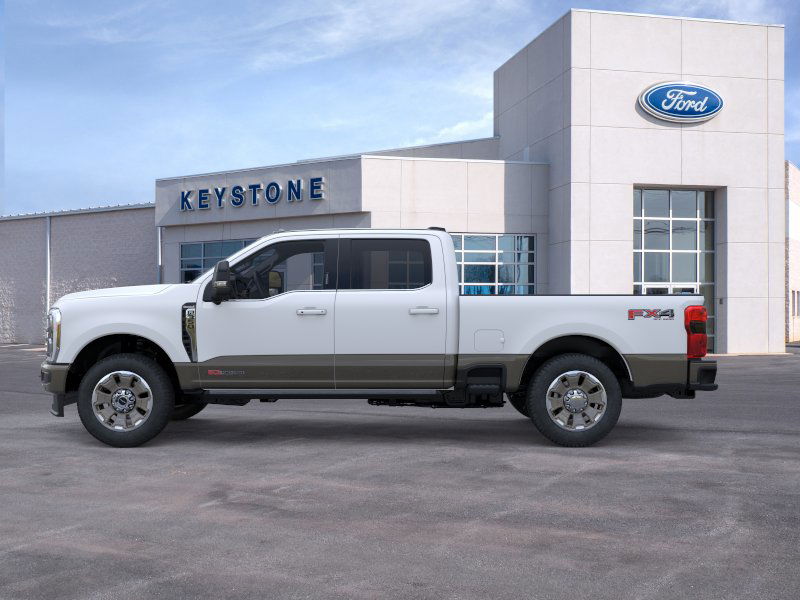 2026 Ford F-350 King Ranch photo 3