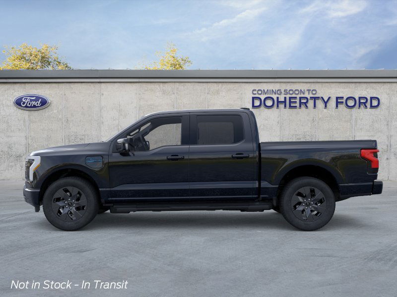 2025 Ford F-150 Lightning Lariat photo 2