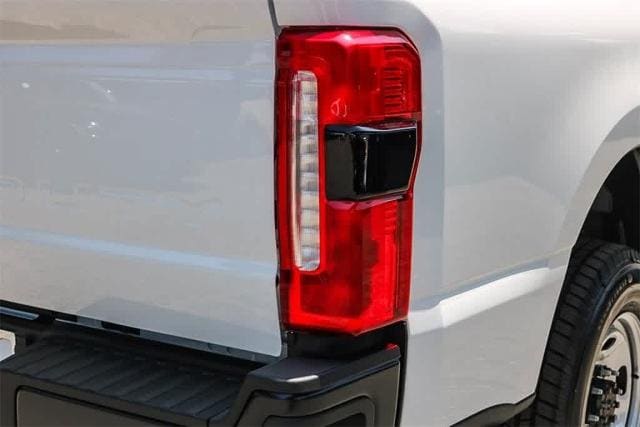 Thumbnail: 2024 Ford F-250 - 32