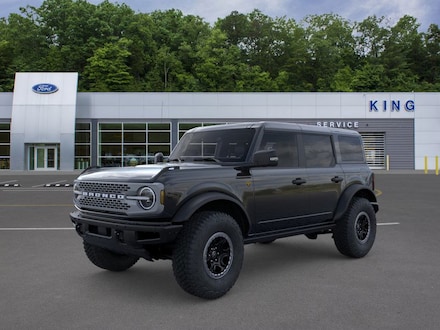 2025 Ford Bronco Badlands SUV