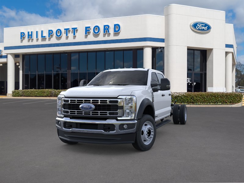 F-450 Chassis XL Truck Crew Cab