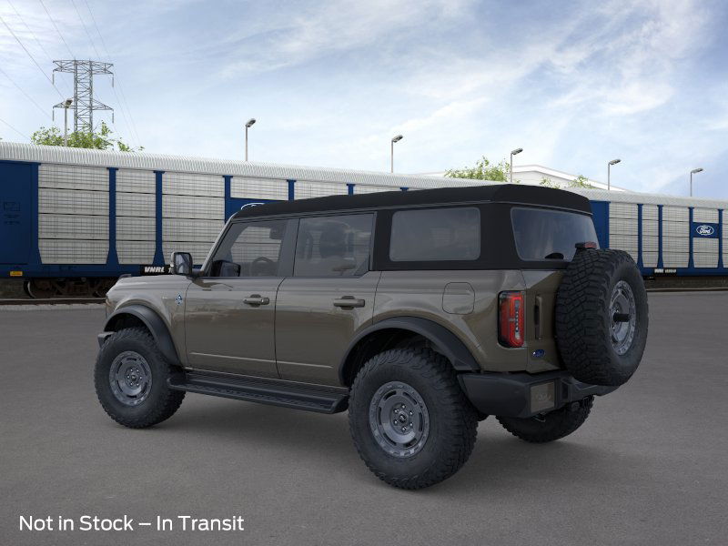 2025 Ford Bronco Outer Banks photo 4