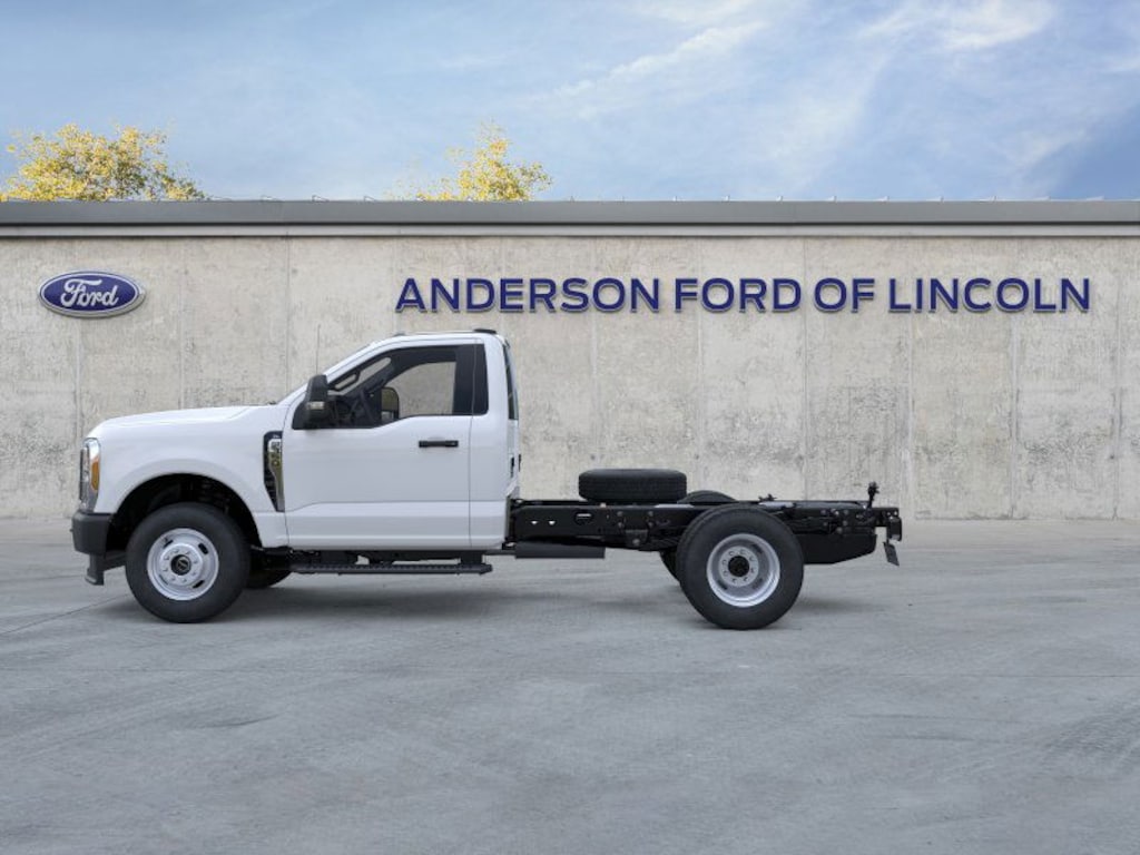 New 2026 Ford Chassis Cab F-350 XL TRUCK