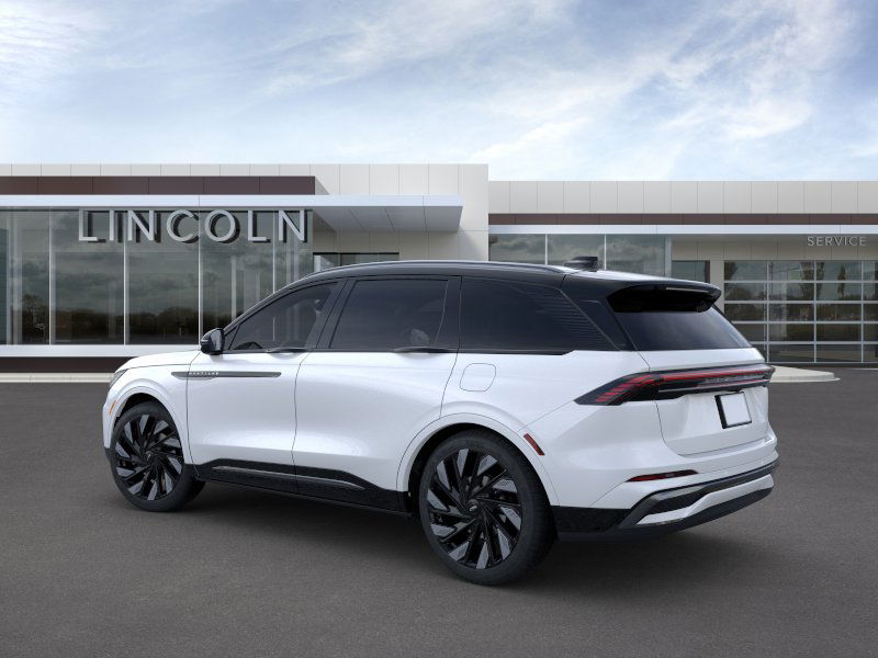 2025 Lincoln Nautilus Reserve photo 4