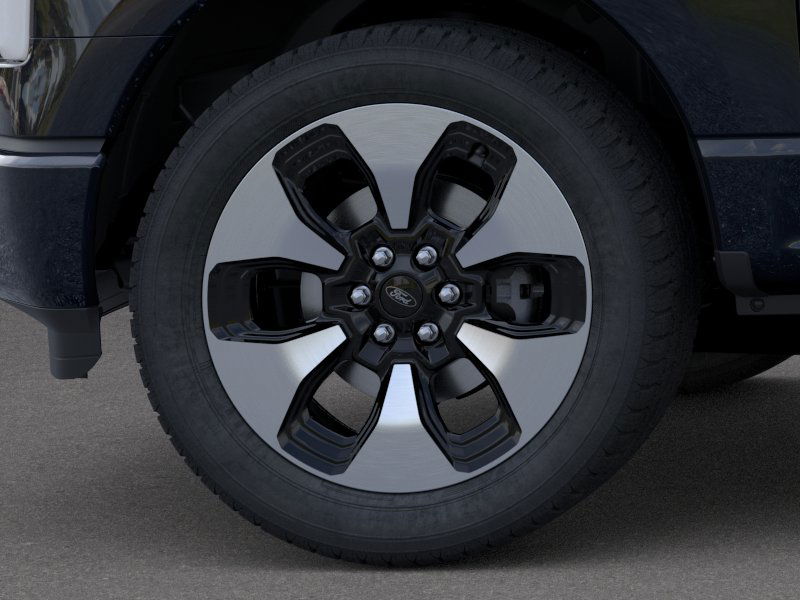 2025 Ford F-150 Lightning Platinum photo 21