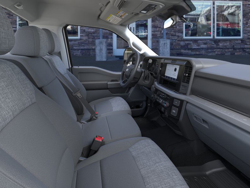 2025 Ford F-350 Super Duty XLT - Photo 36