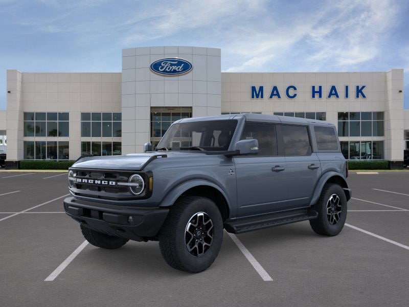 2025 Ford Bronco 4-Door Outer Banks's photo
