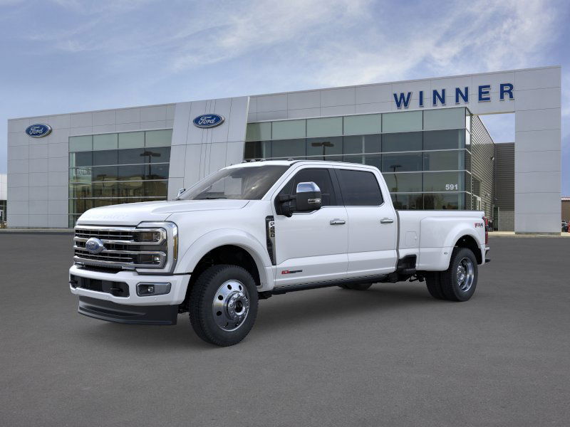 2026 Ford F-450 Super Duty Platinum's photo