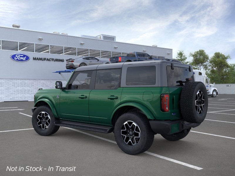 2025 Ford Bronco Outer Banks photo 4