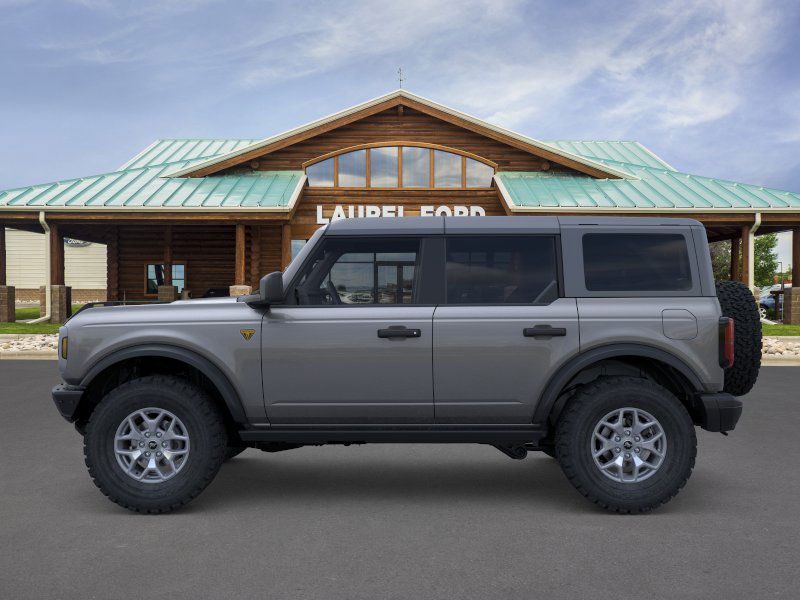 2025 Ford Bronco Badlands photo 3