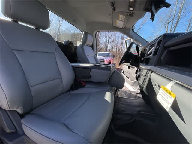 Thumbnail: 2024 Ford Econoline - 43