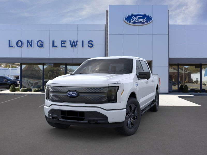 2025 Ford F-150 Lightning photo 2