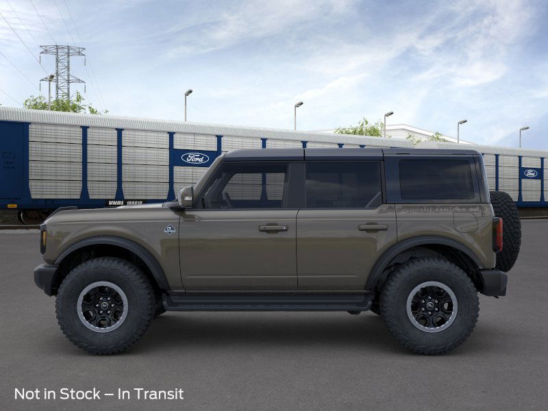2025 Ford Bronco Outer Banks photo 3