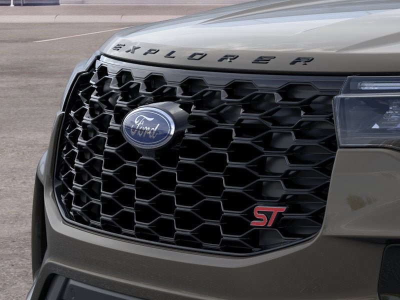 2026 Ford Explorer ST - Photo 28