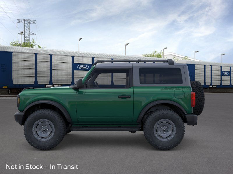 2025 Ford Bronco Base photo 3