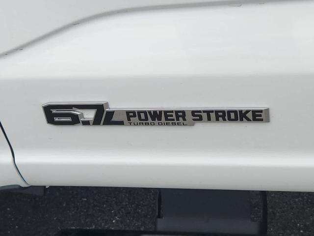 2025 Ford Super Duty F-350 DRW F-350 XL 4WD Crew Cab 179 WB 60 CA