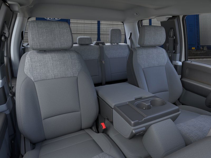 2023 Ford F-150 XLT photo 4