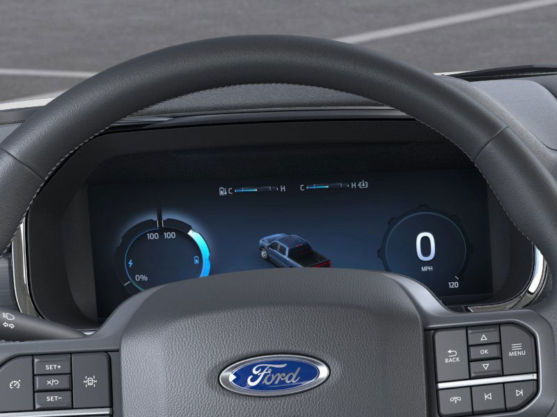 2025 Ford F-150 Lightning XLT - Photo 13