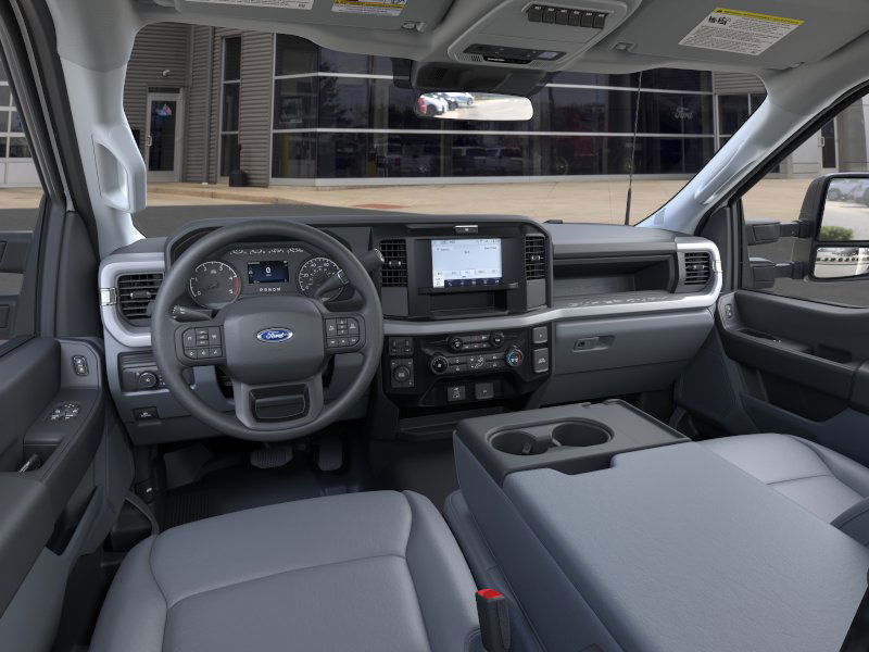 2025 Ford F-550 Super Duty Chassis Cab XL - Photo 25