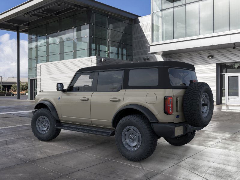 2025 Ford Bronco Outer Banks photo 4