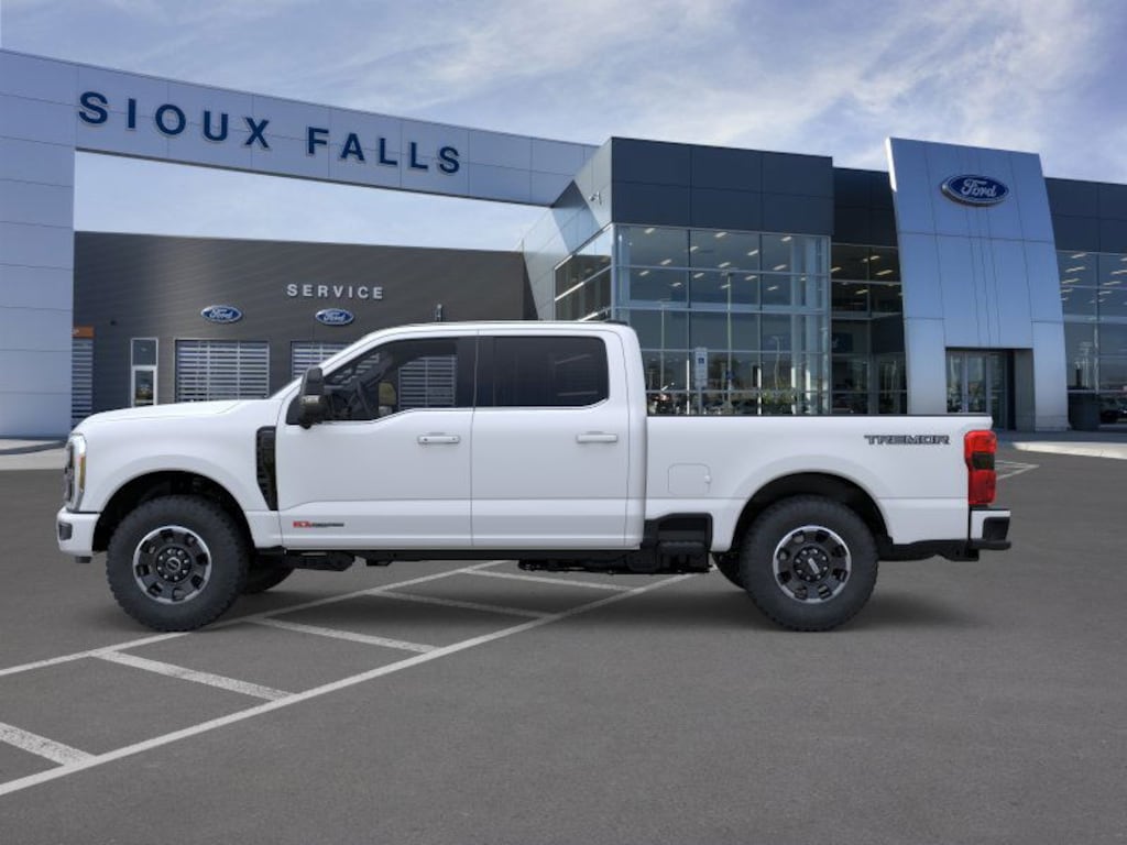 New 2026 Ford F-350 F-350 Lariat Truck Crew Cab