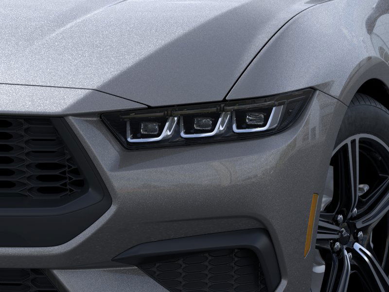 2025 Ford Mustang  40