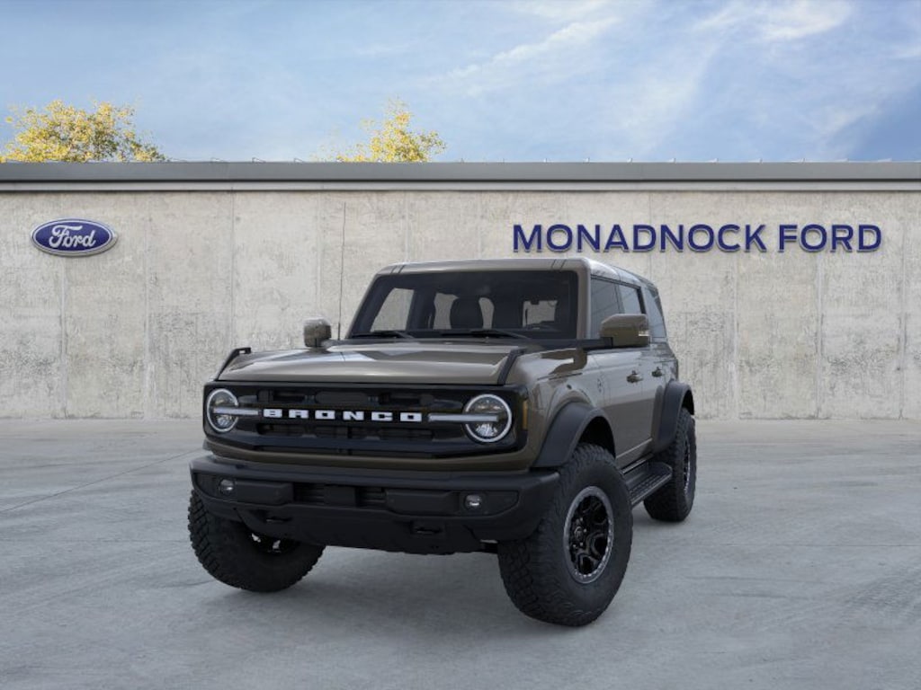 New 2025 Ford Bronco Outer Banks SUV