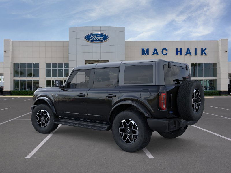 2025 Ford Bronco Outer Banks photo 3