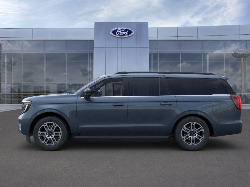 2025 Ford Expedition MAX photo 3