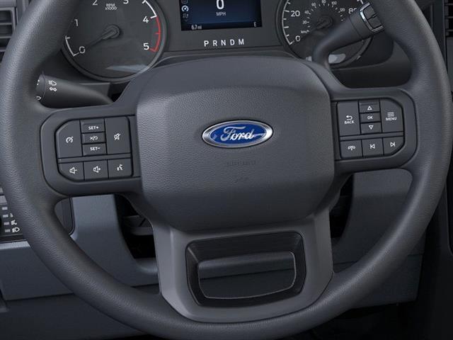 2025 Ford F-550 Super Duty Chassis Cab XL - Photo 34