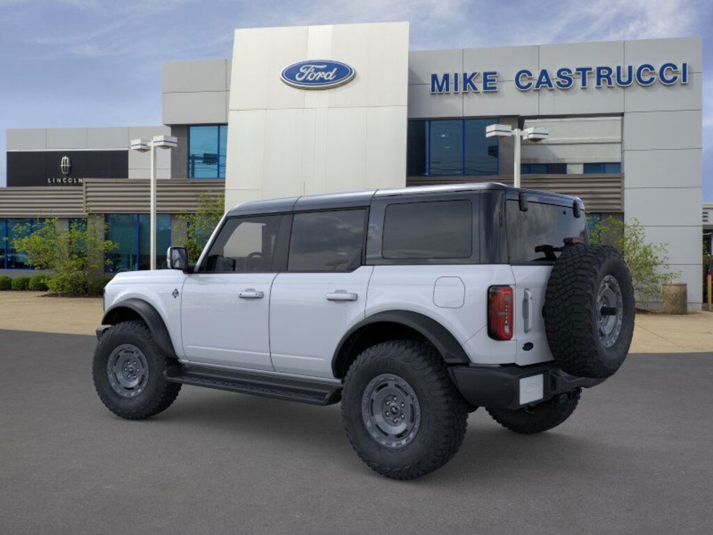 New 2025 Ford Bronco Outer Banks SUV