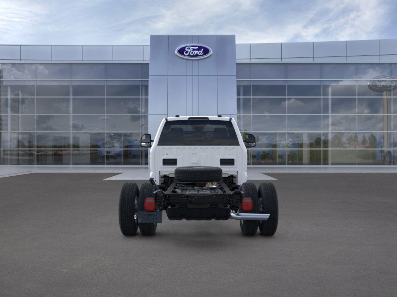 2025 Ford F-350 Super Duty Chassis Cab XL - Photo 36