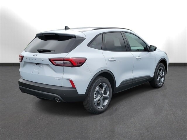 2025 Ford Escape ST-Line photo 27