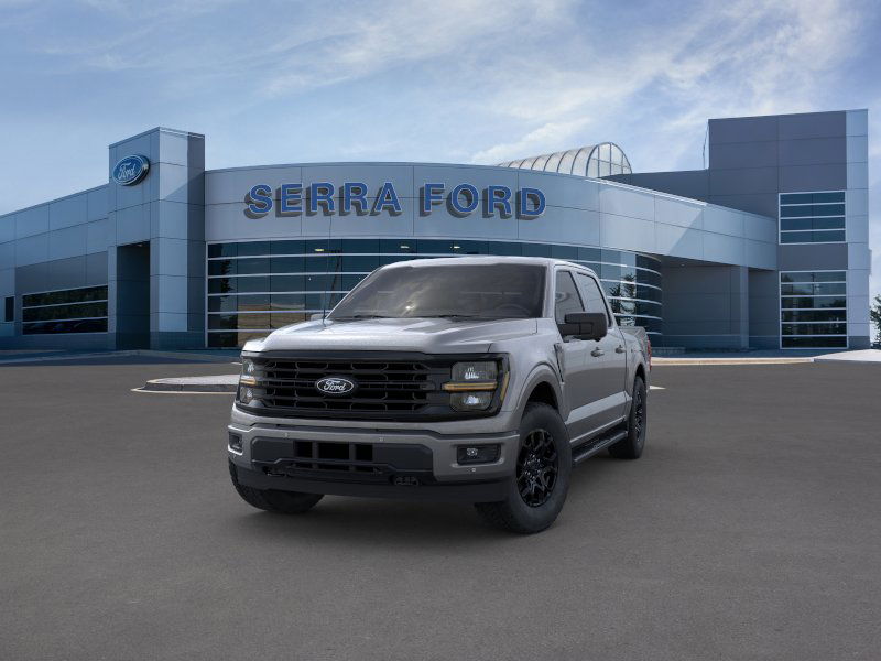 2025 Ford F-150 XLT photo 2