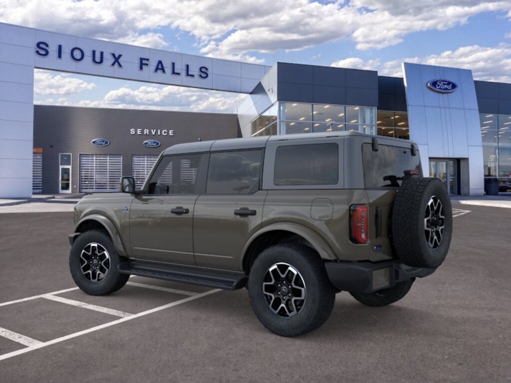 New 2026 Ford Bronco Outer Banks SUV