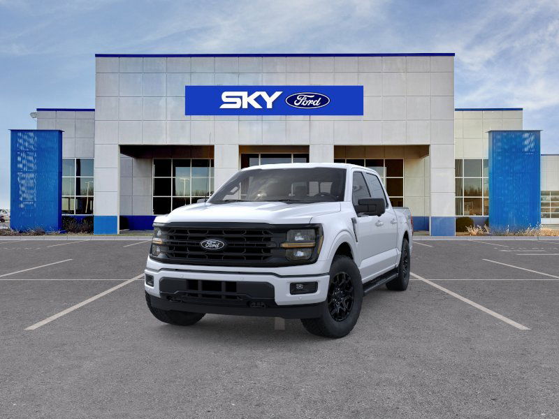 2025 Ford F-150 XLT photo 2